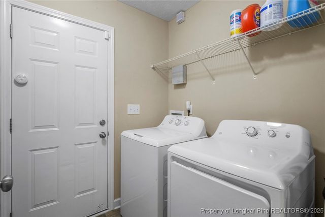 1114 Legend Creek Drive, Hope Mills, NC 28348