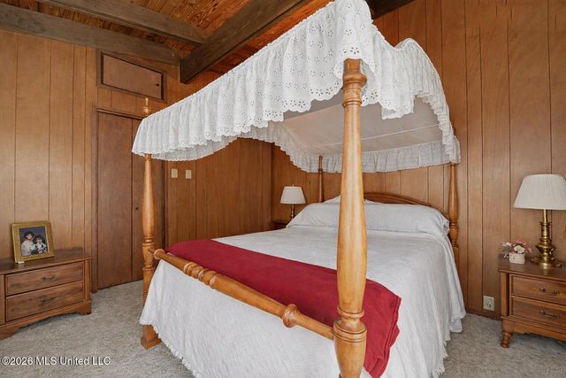 2416 Rolling Meadows Road, Gautier, MS 39553