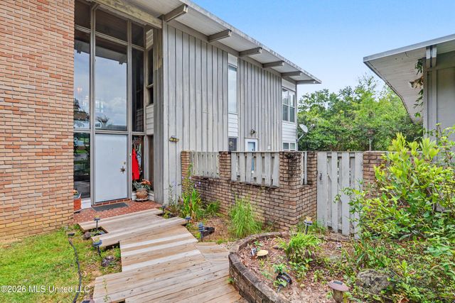 2416 Rolling Meadows Road, Gautier, MS 39553