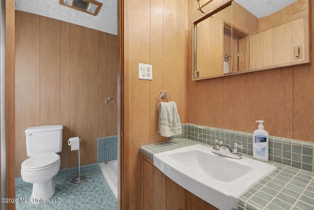 2416 Rolling Meadows Road, Gautier, MS 39553