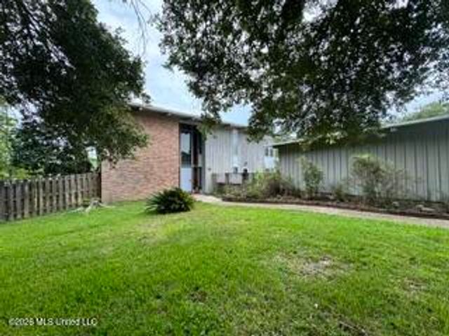 2416 Rolling Meadows Road, Gautier, MS 39553