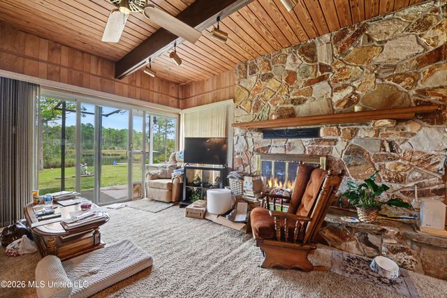 2416 Rolling Meadows Road, Gautier, MS 39553
