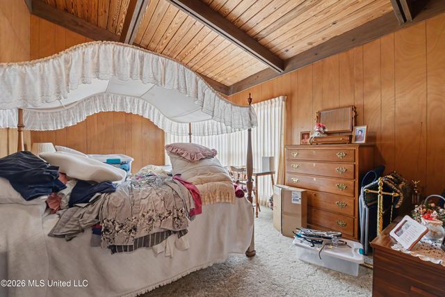 2416 Rolling Meadows Road, Gautier, MS 39553