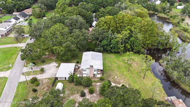 2416 Rolling Meadows Road, Gautier, MS 39553