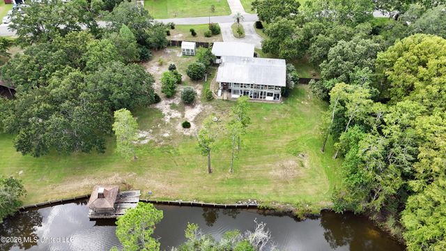 2416 Rolling Meadows Road, Gautier, MS 39553