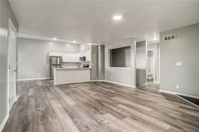 8531 Vassar Avenue, Raytown, MO 64138