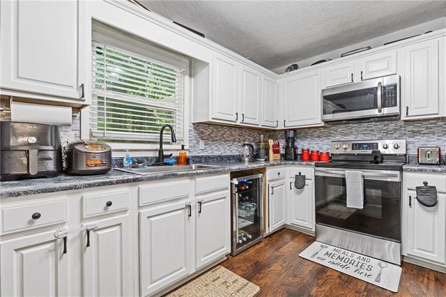 135 Ashley Creek, Newnan, GA 30263