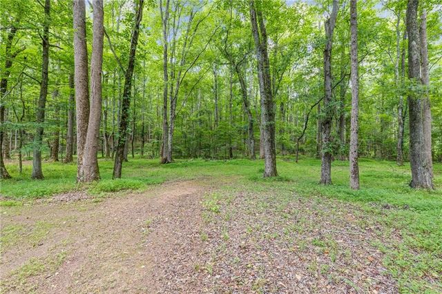 135 Ashley Creek, Newnan, GA 30263