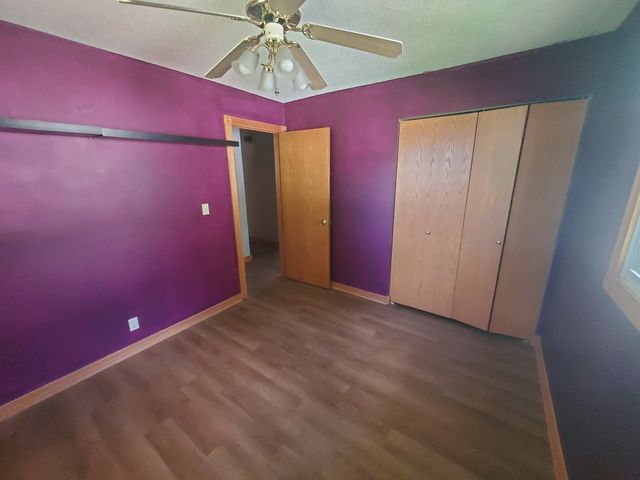 30 Parkview Drive, Eldridge, IA 52748