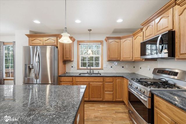 3978 N Meadow Lakes Drive, Wasilla, AK 99623