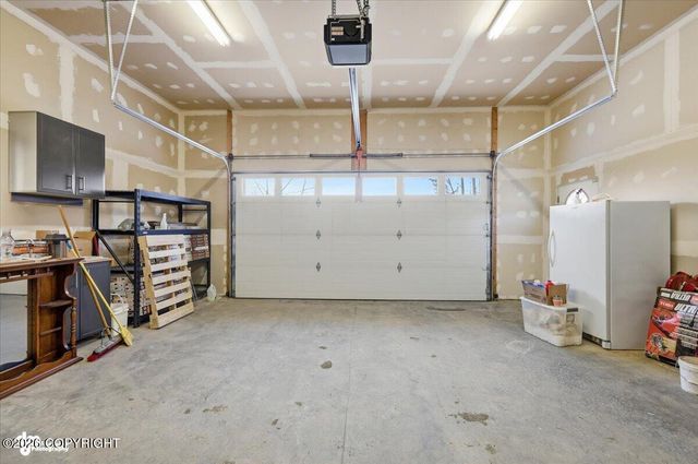 3978 N Meadow Lakes Drive, Wasilla, AK 99623