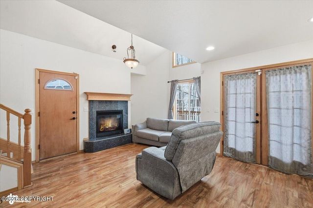 3978 N Meadow Lakes Drive, Wasilla, AK 99623