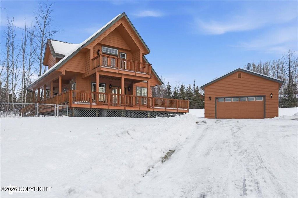 3978 N Meadow Lakes Drive, Wasilla, AK 99623