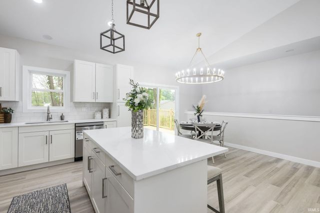 51670 Prescott Avenue, South Bend, IN 46637