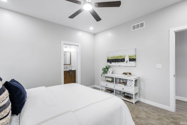 51670 Prescott Avenue, South Bend, IN 46637