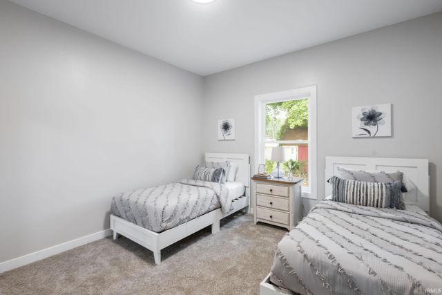 51670 Prescott Avenue, South Bend, IN 46637