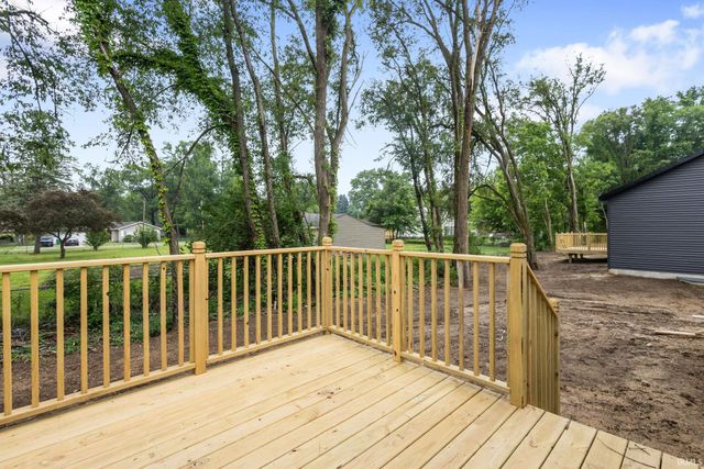 51670 Prescott Avenue, South Bend, IN 46637