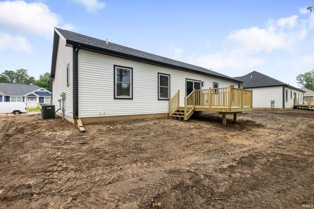 51670 Prescott Avenue, South Bend, IN 46637