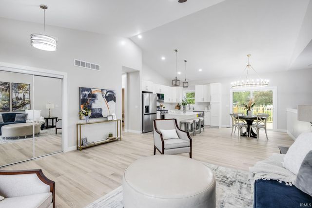 51670 Prescott Avenue, South Bend, IN 46637