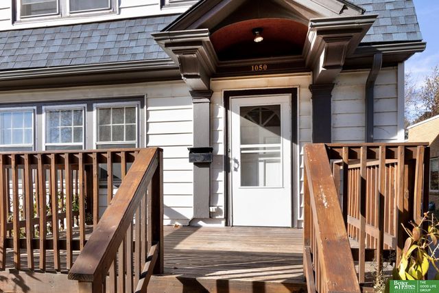 1050 S 35th Avenue, Omaha, NE 68105