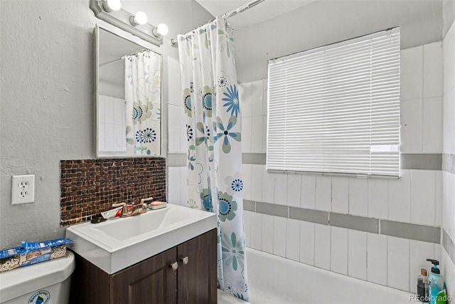 1401 Lima Street, Aurora, CO 80010