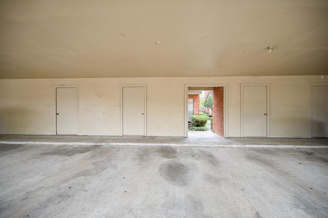 2211 S Kirkwood Road S 45, Houston, TX 77077