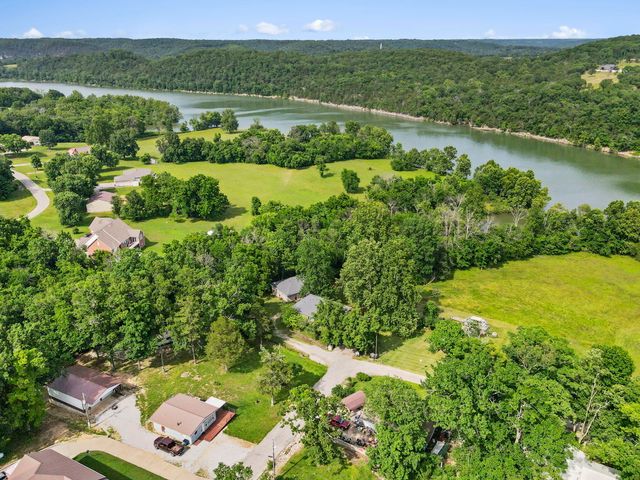 441 Cane Cove Road, Cape Fair, MO 65624