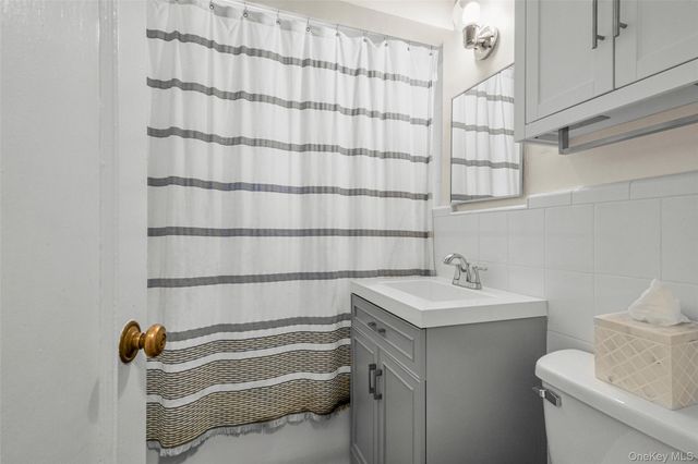 21 N Chatsworth Avenue 2L, Larchmont, NY 10538