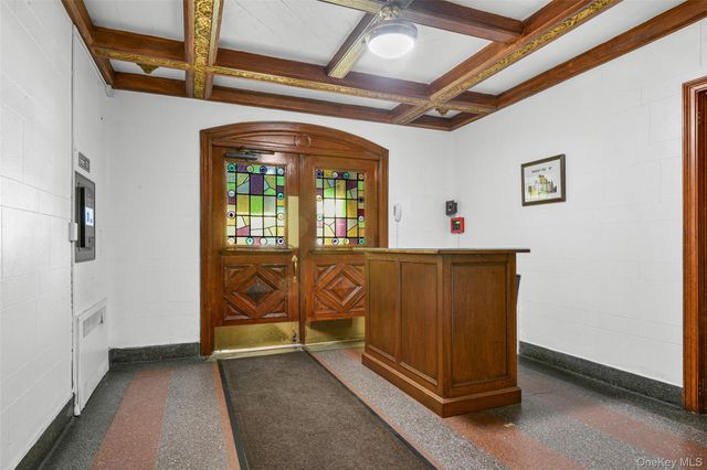 21 N Chatsworth Avenue 2L, Larchmont, NY 10538