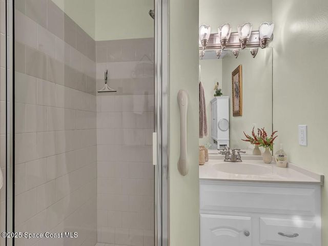 8 Vista Palm Lane, 106, Vero Beach, FL 32962