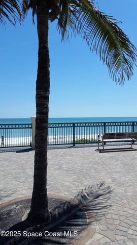 8 Vista Palm Lane, 106, Vero Beach, FL 32962