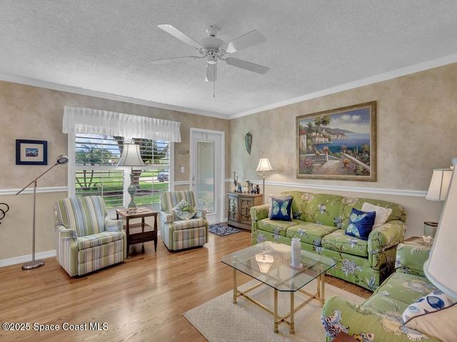 8 Vista Palm Lane, 106, Vero Beach, FL 32962