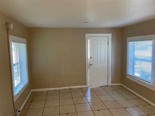 2010 28TH AVENUE N, St Petersburg, FL 33713