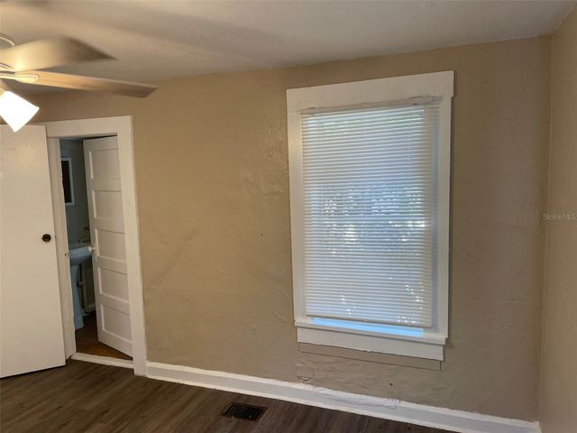 2010 28TH AVENUE N, St Petersburg, FL 33713