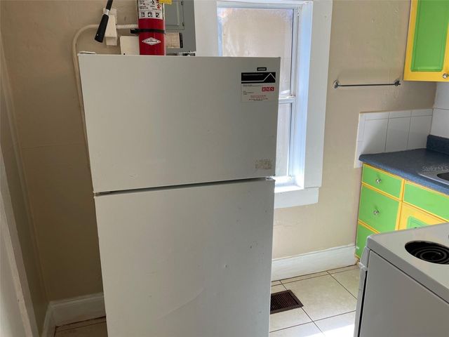 2010 28TH AVENUE N, St Petersburg, FL 33713