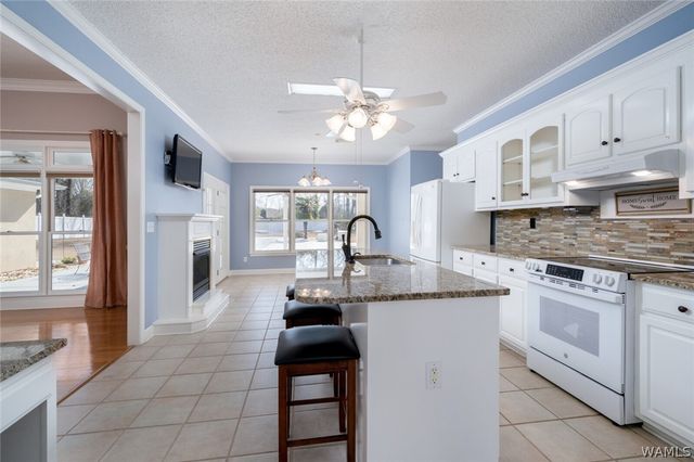 1649 Medlar, Tuscaloosa, AL 35405