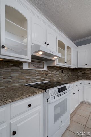 1649 Medlar, Tuscaloosa, AL 35405