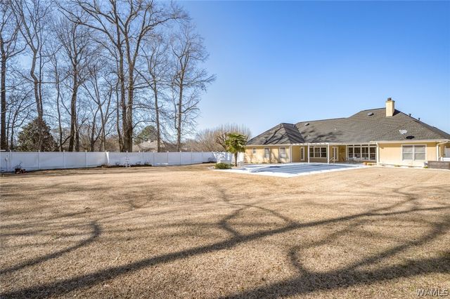 1649 Medlar, Tuscaloosa, AL 35405