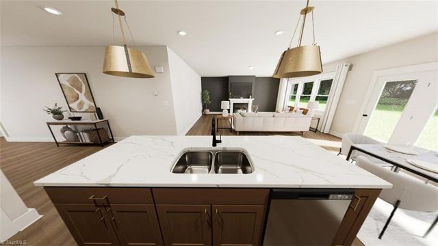 9217 Stoney River Lane, Kernersville, NC 27284