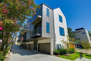 5515 Bryan Parkway 105, Dallas, TX 75206