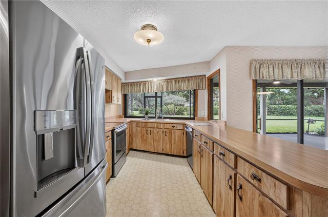 190 CANTERCLUB TRAIL NW, Longwood, FL 32779