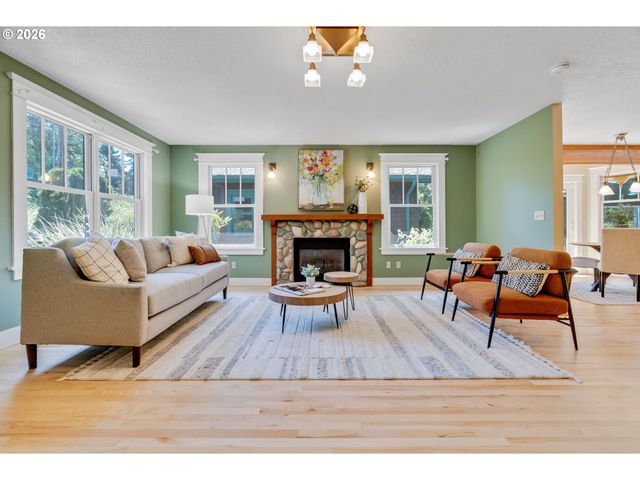 7335 Sw 68TH Ave, Portland, OR 97223