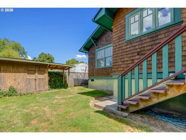 7335 Sw 68TH Ave, Portland, OR 97223