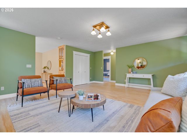 7335 Sw 68TH Ave, Portland, OR 97223