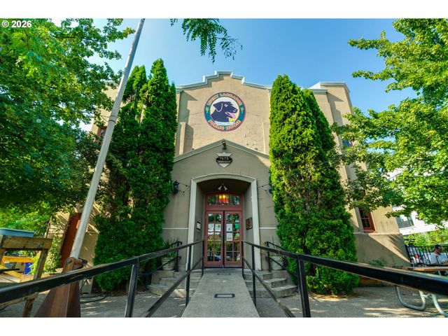 7335 Sw 68TH Ave, Portland, OR 97223