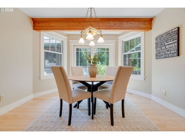 7335 Sw 68TH Ave, Portland, OR 97223
