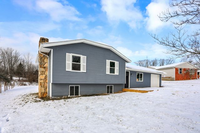 5354 W Lacross Drive, Bloomington, IN 47404