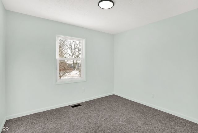 5354 W Lacross Drive, Bloomington, IN 47404