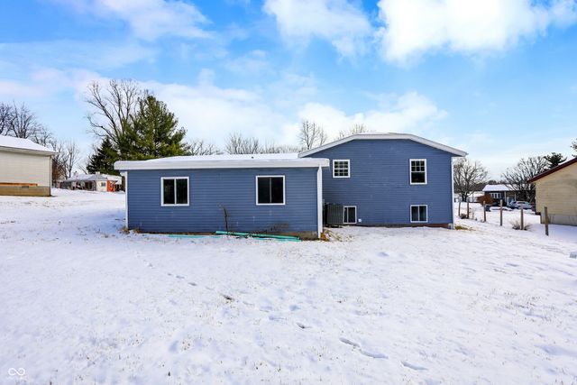 5354 W Lacross Drive, Bloomington, IN 47404