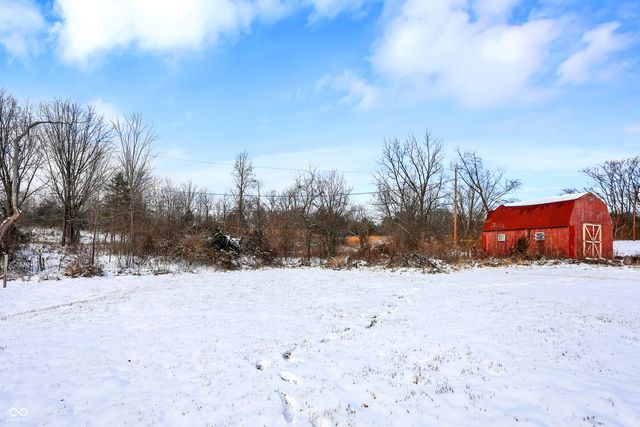 5354 W Lacross Drive, Bloomington, IN 47404